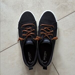 Sperry Women’s Navy Blue Sneakers